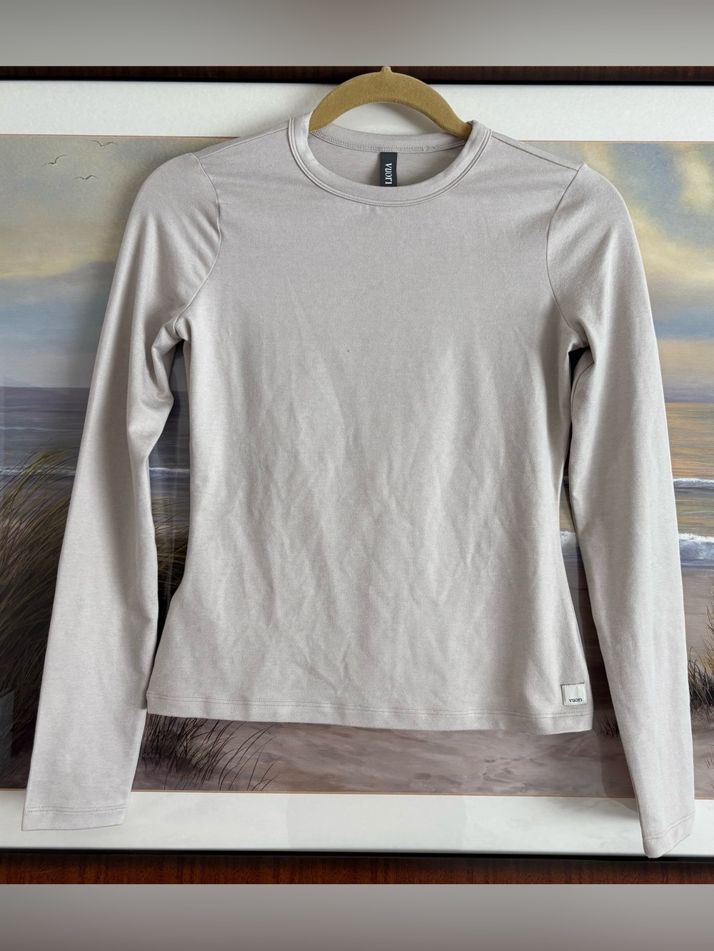 Vuori Long Sleeve Crew Neck Fitted Long Sleeve Shirt  XS